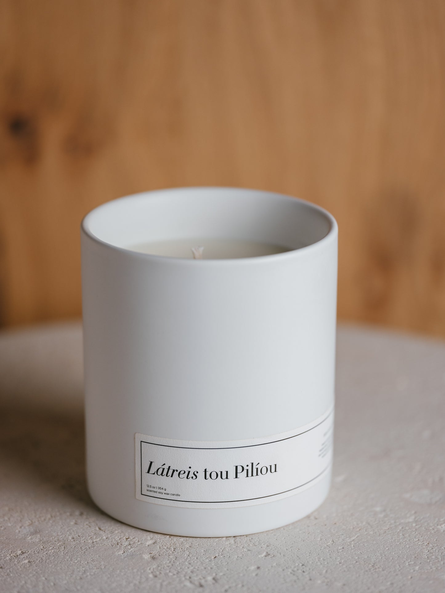 Látreis tou Pilíou - Luxury Scented Soy Wax Candle - 12.5 oz